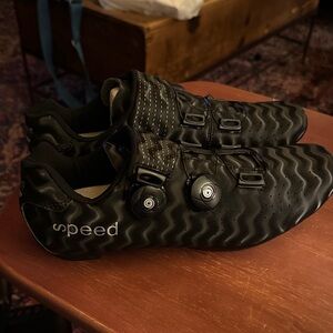 Black Cycling Shoes size 42